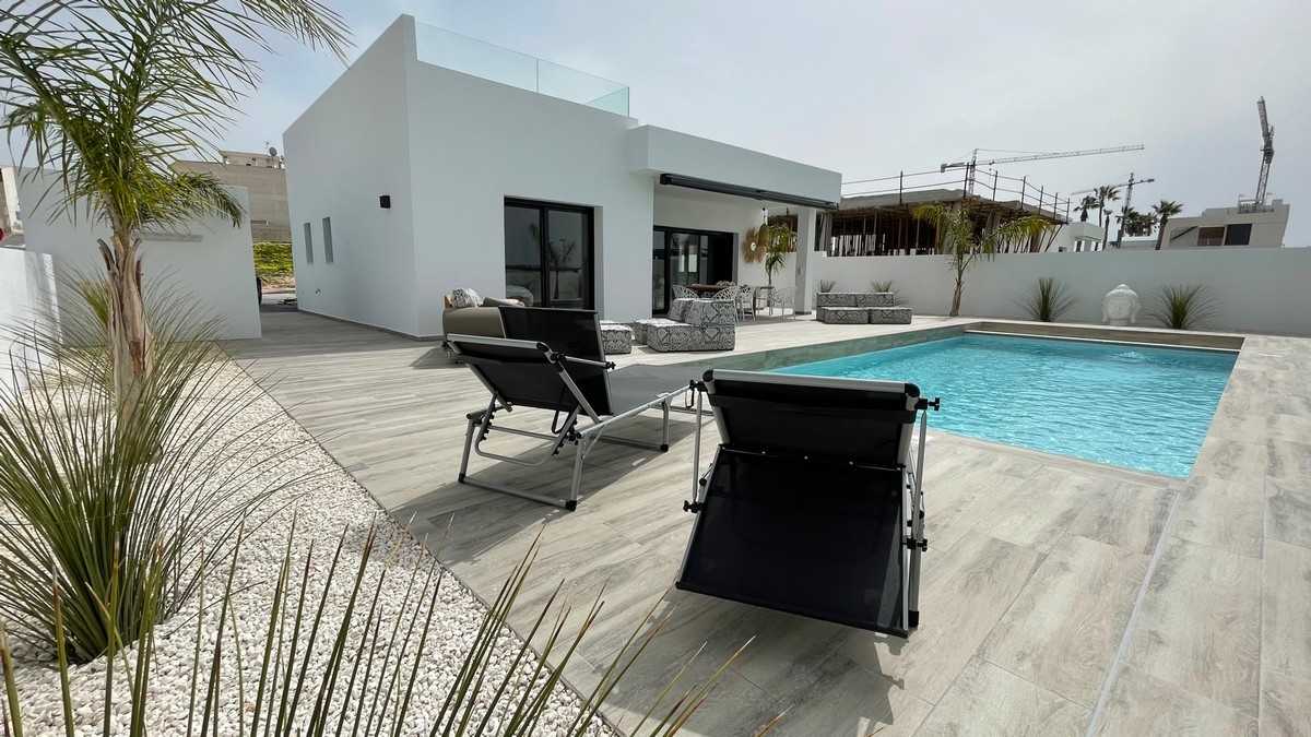 Houses for sale 3 bd in Rafal, Alicante