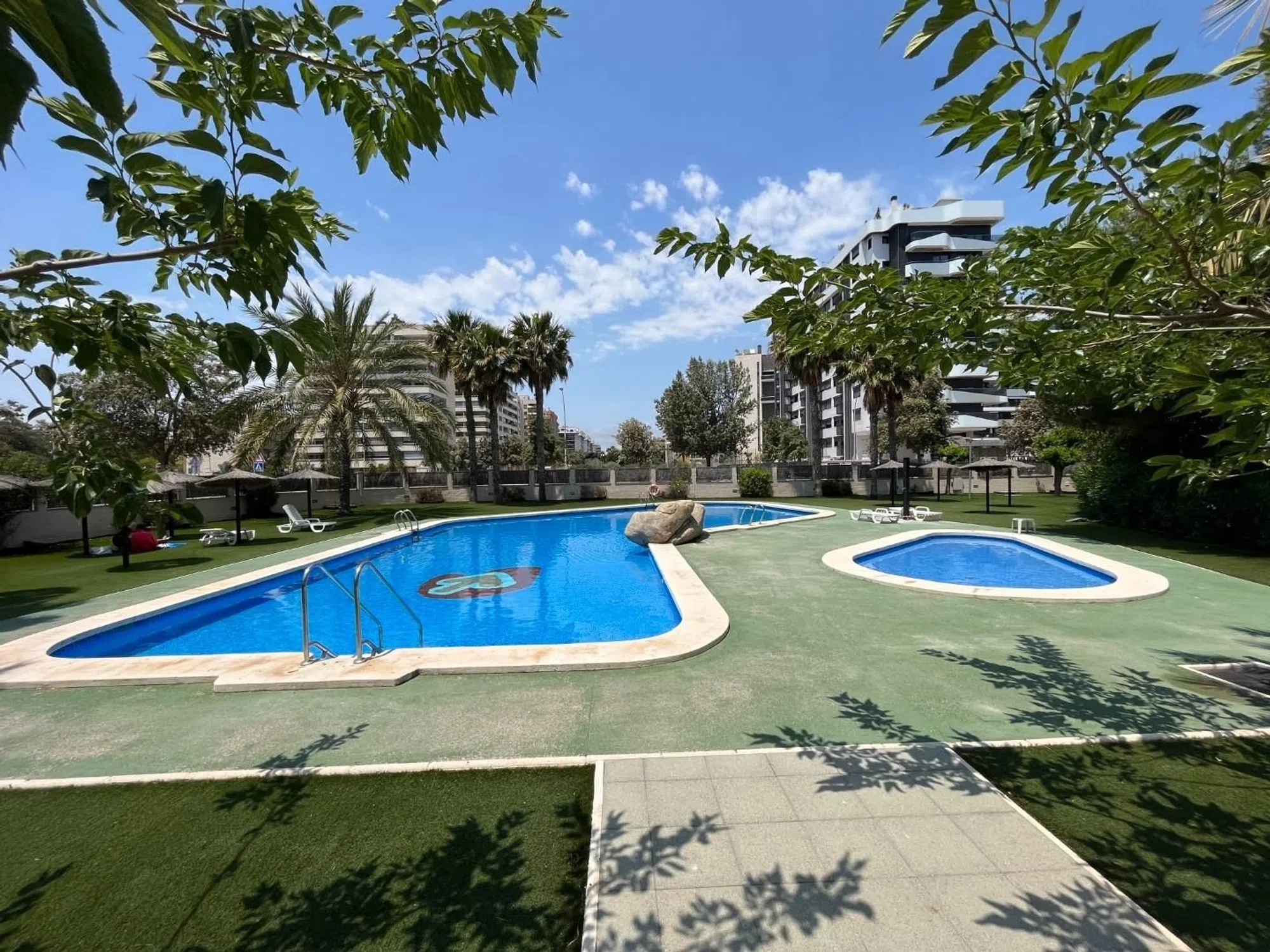 Apartments for sale 2 bd in Alicante / Alacant, Alicante