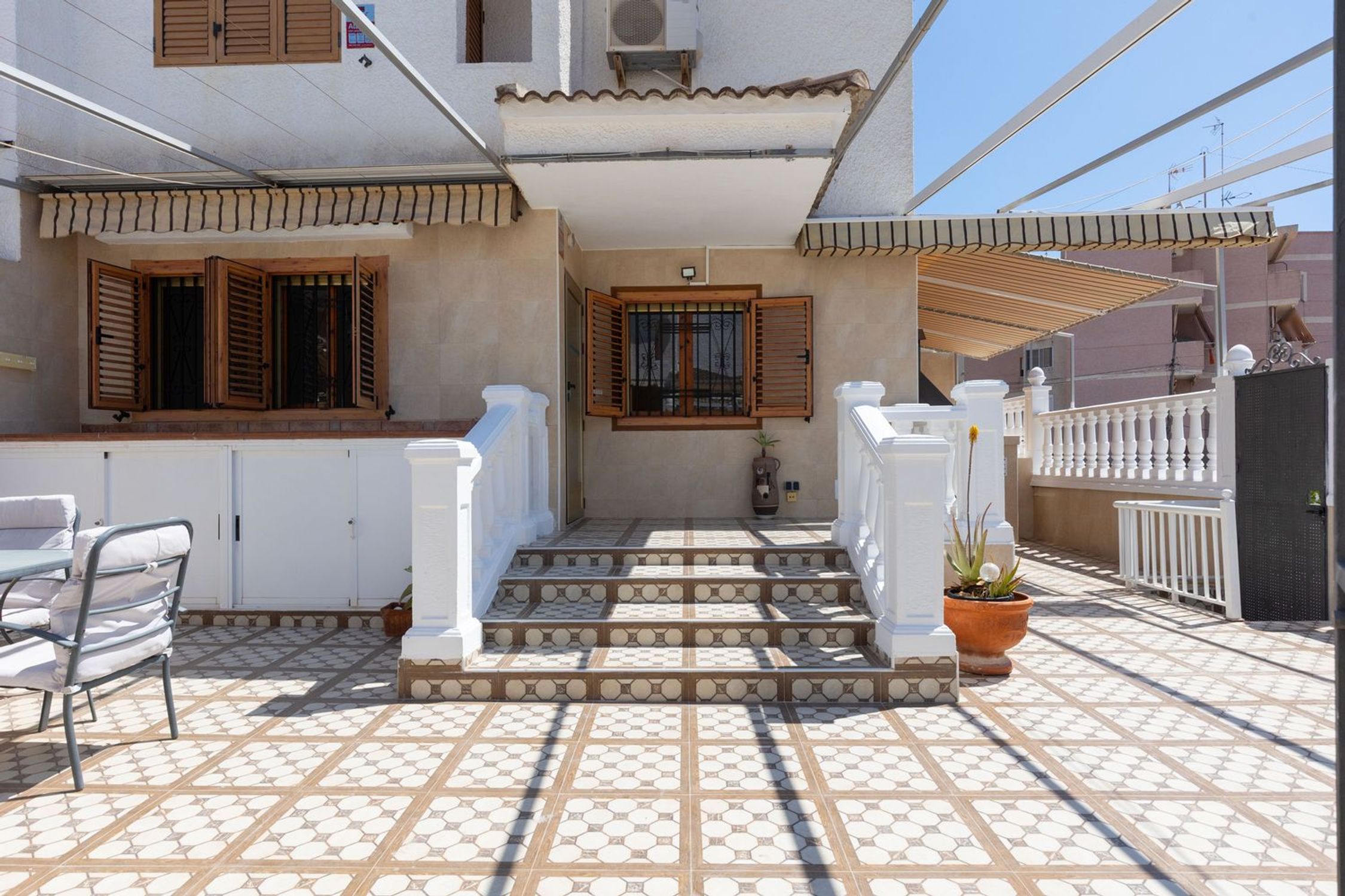 Houses for sale 3 bd in Santa Pola, Alicante