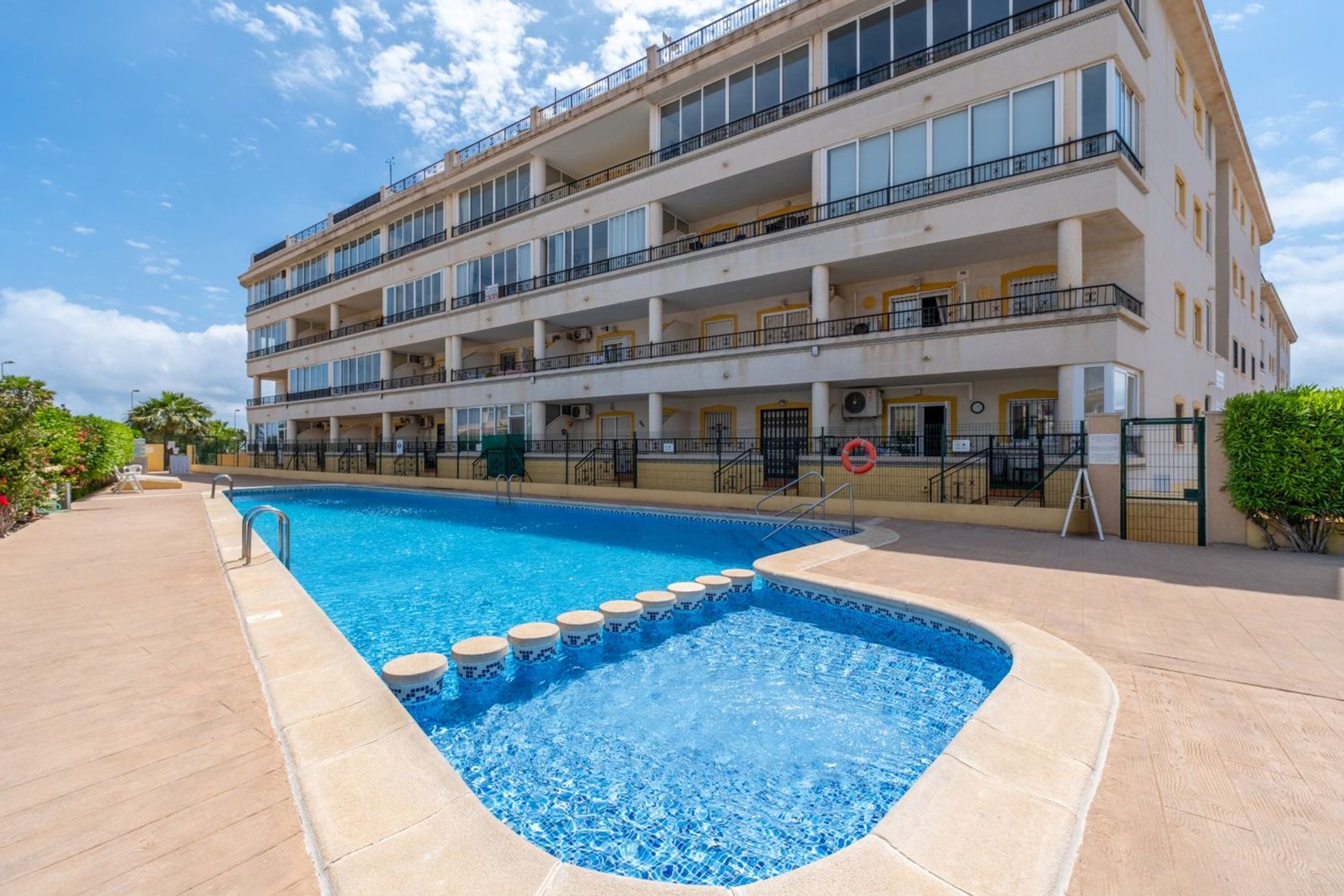 Apartments for sale 2 bd in Orihuela, Alicante
