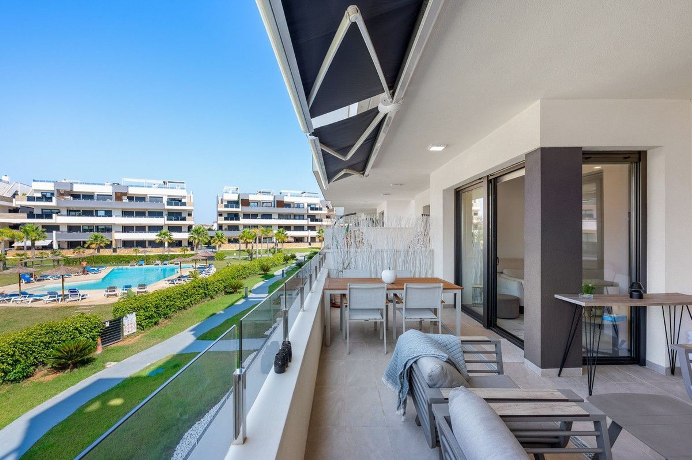 Apartments for sale with 2 bd in Orihuela, Alicante - 625896