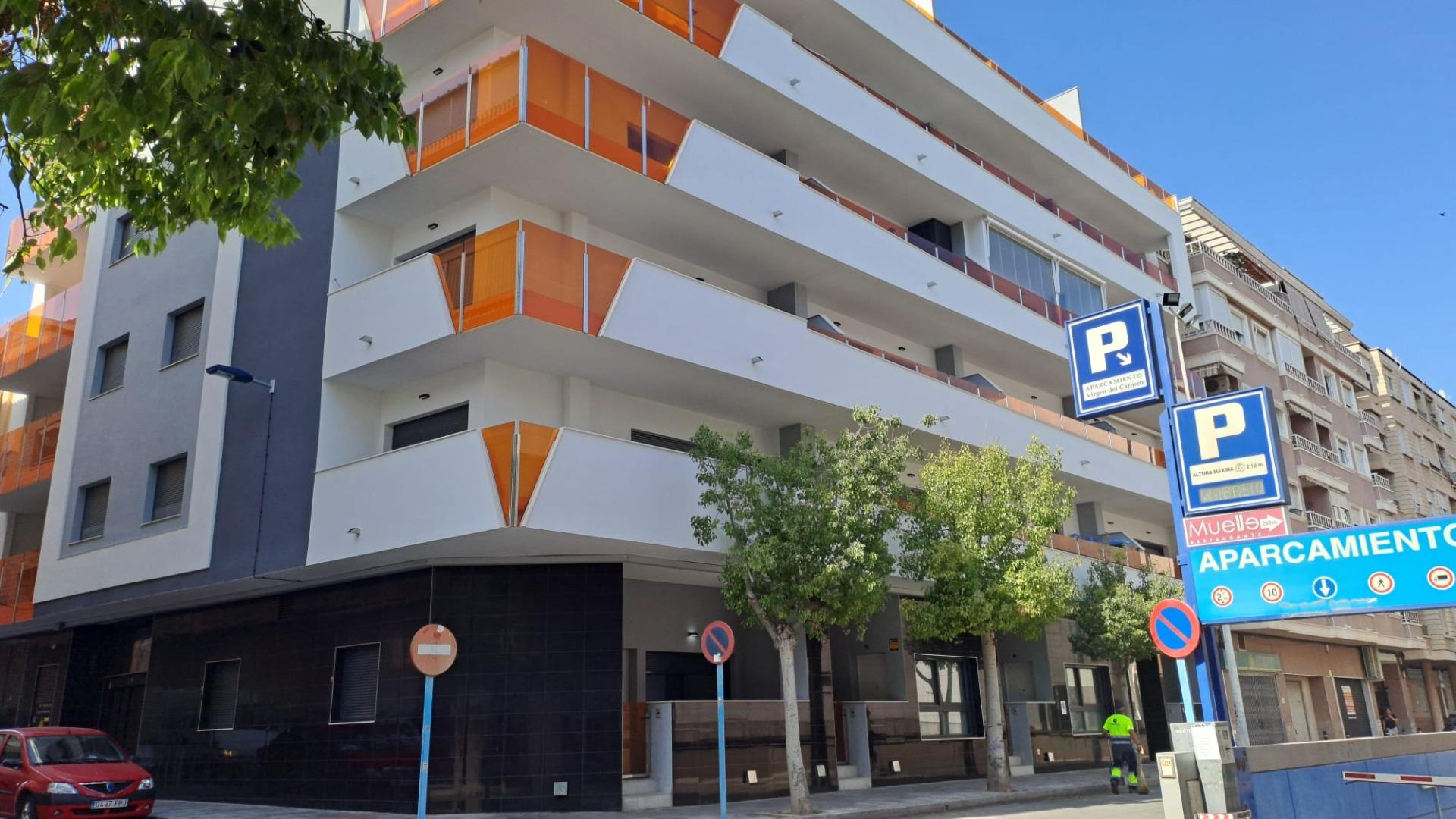 Premises for sale in Torrevieja, Alicante - 604943