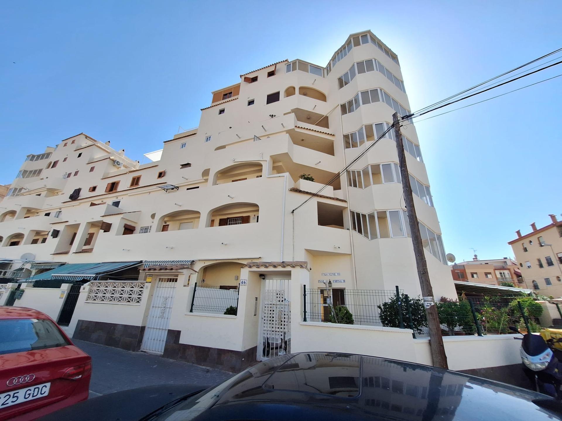 Apartments for sale with 1 bd in Torrevieja, Alicante - 618016