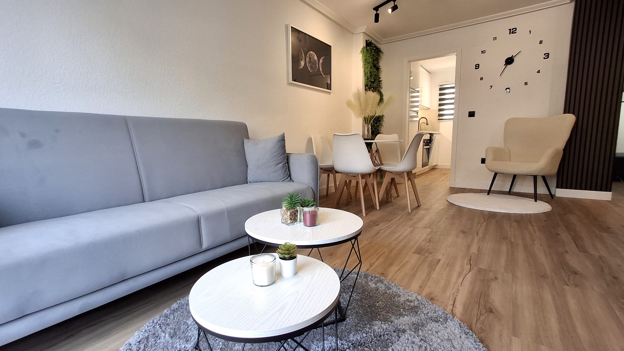Apartments for sale with 1 bd in Torrevieja, Alicante - 636996