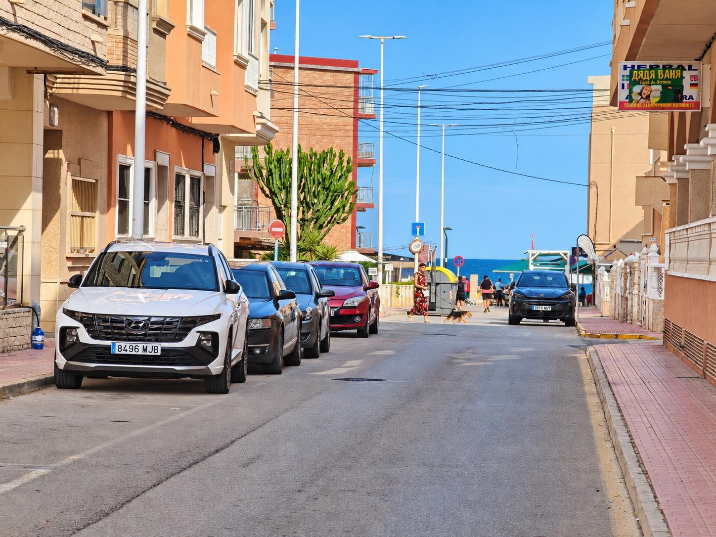 Apartments for sale with 2 bd in Torrevieja, Alicante - 642968