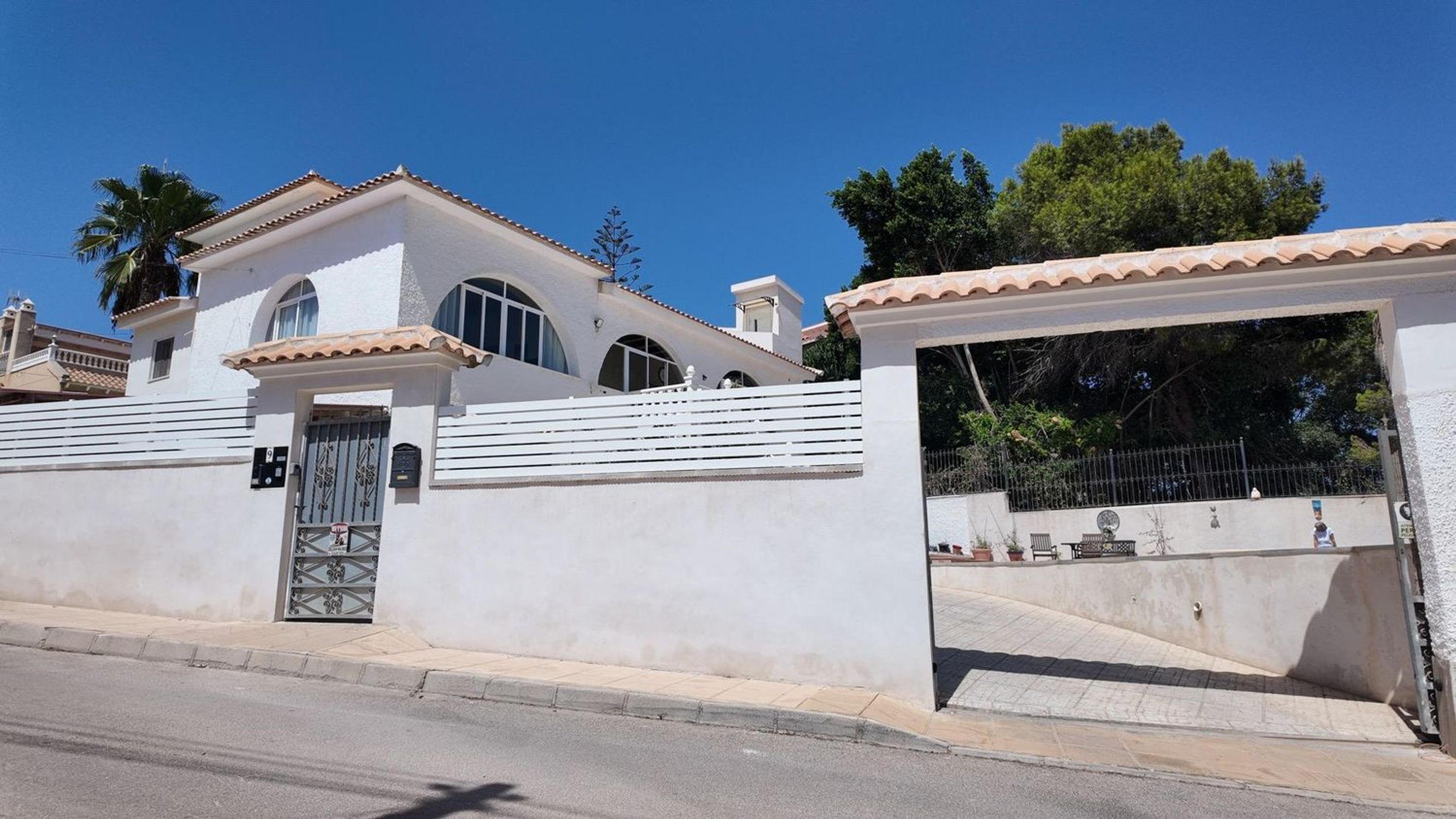 Houses for sale with 5 bd in San Miguel de Salinas, Alicante - 599390