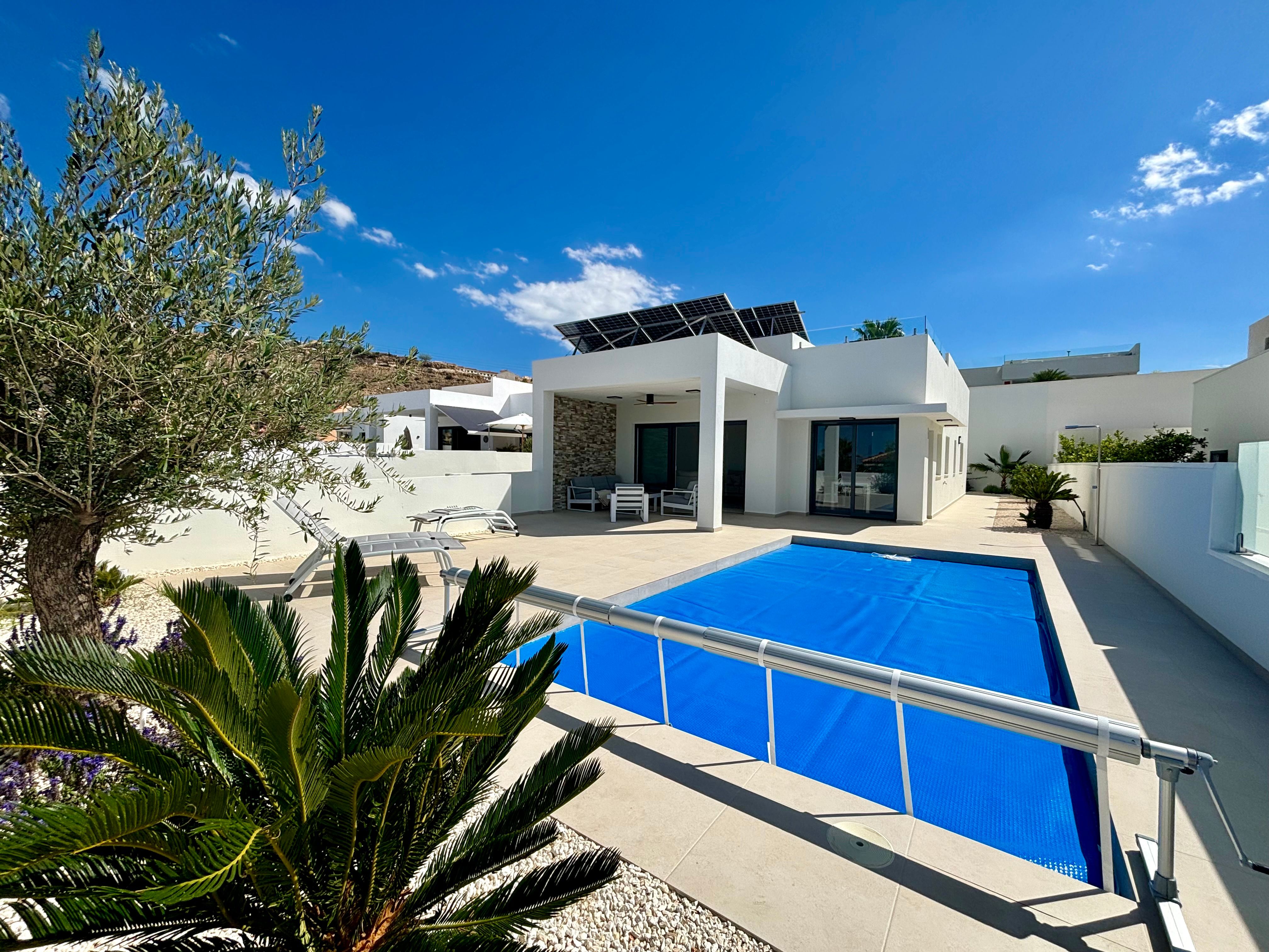 Villas with 3 bedrooms in Benijofar, Alicante
