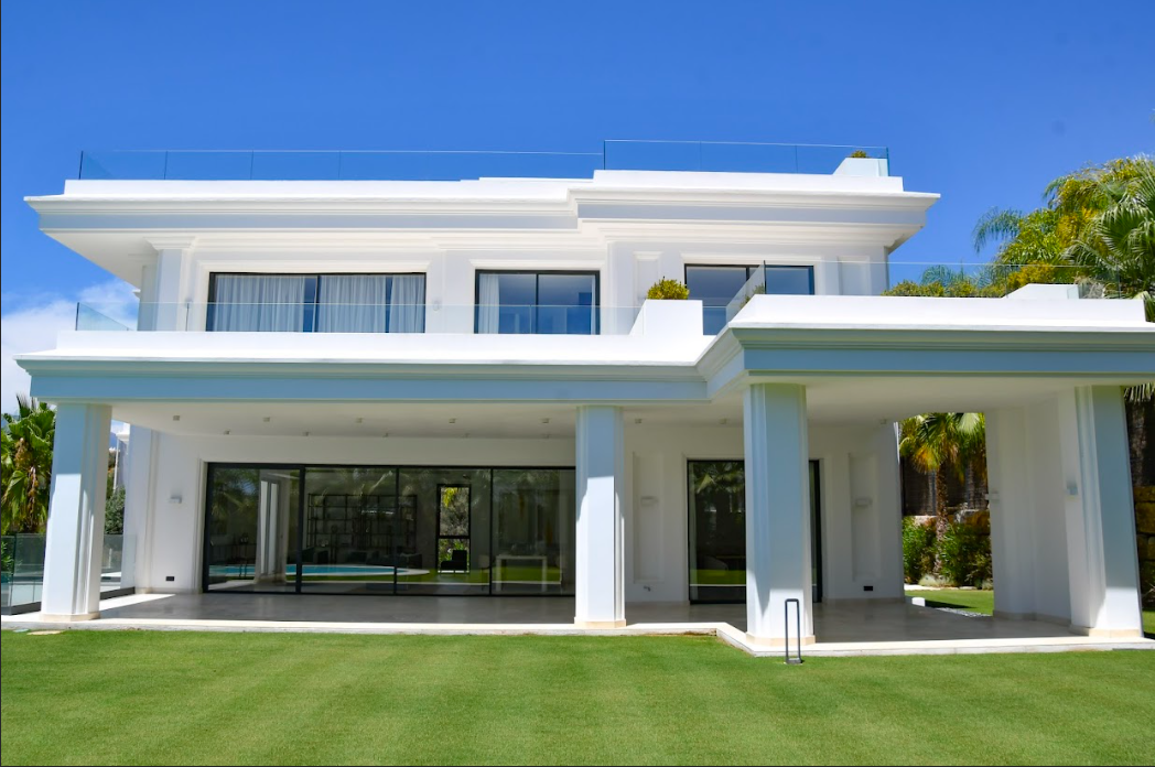 Villas with 6 bedrooms in Marbella, Malaga