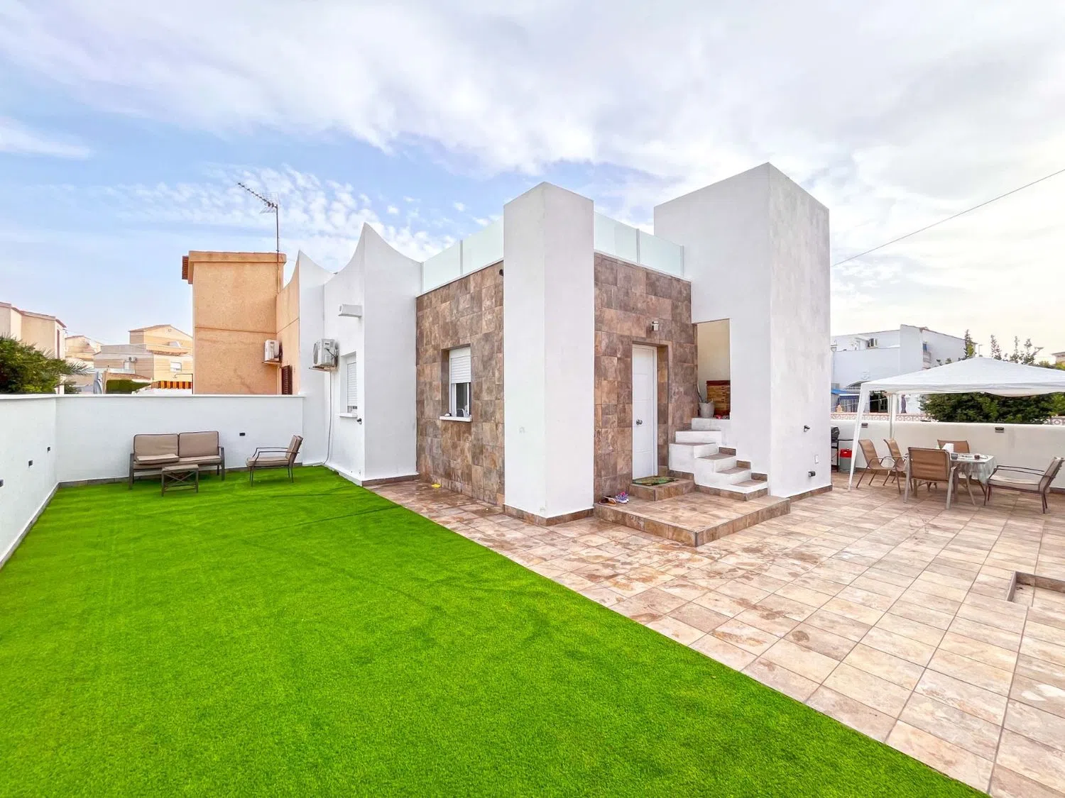 Detached chalet with 2 bedrooms in Orihuela, Alicante