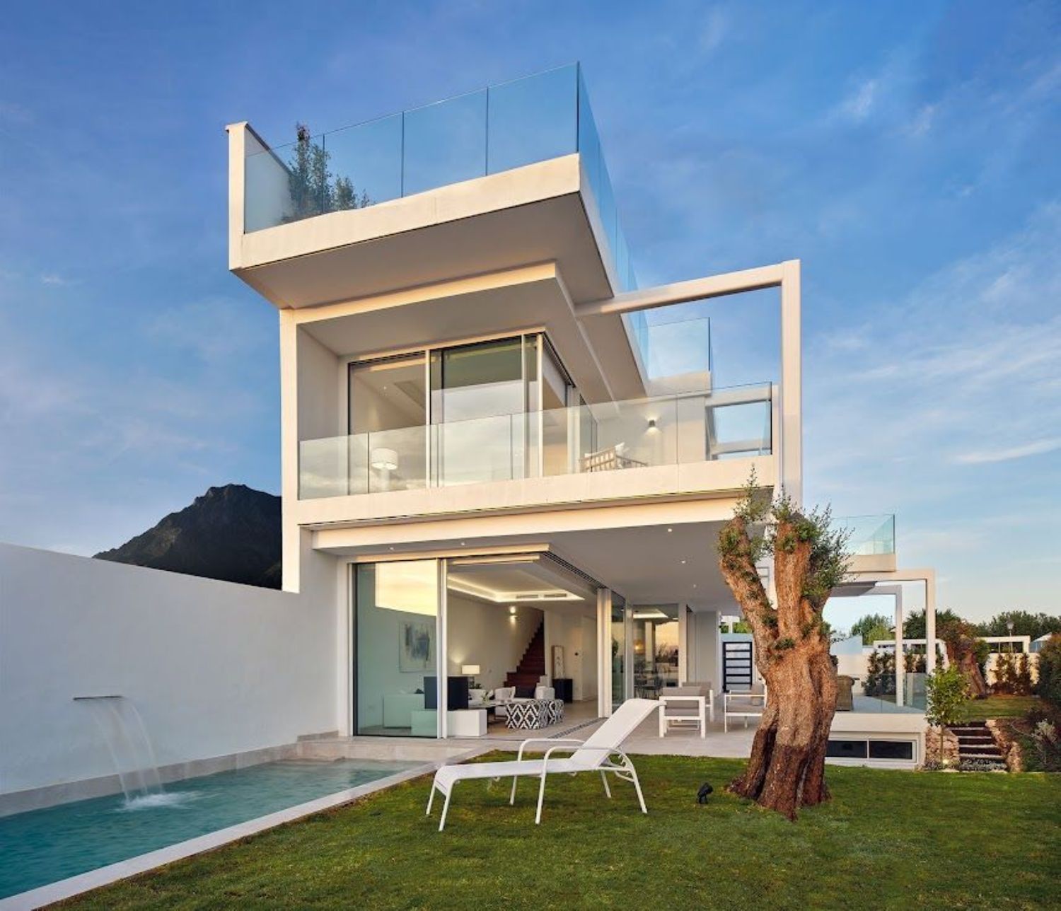 Detached chalet with 3 bedrooms in Marbella, Malaga