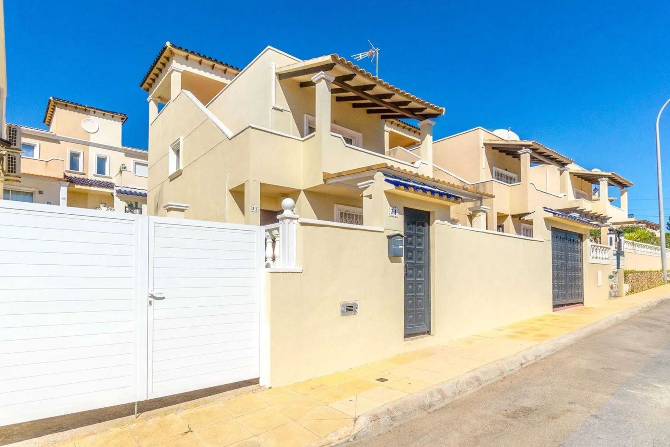 Houses with 3 bedrooms in San Miguel de Salinas, Alicante