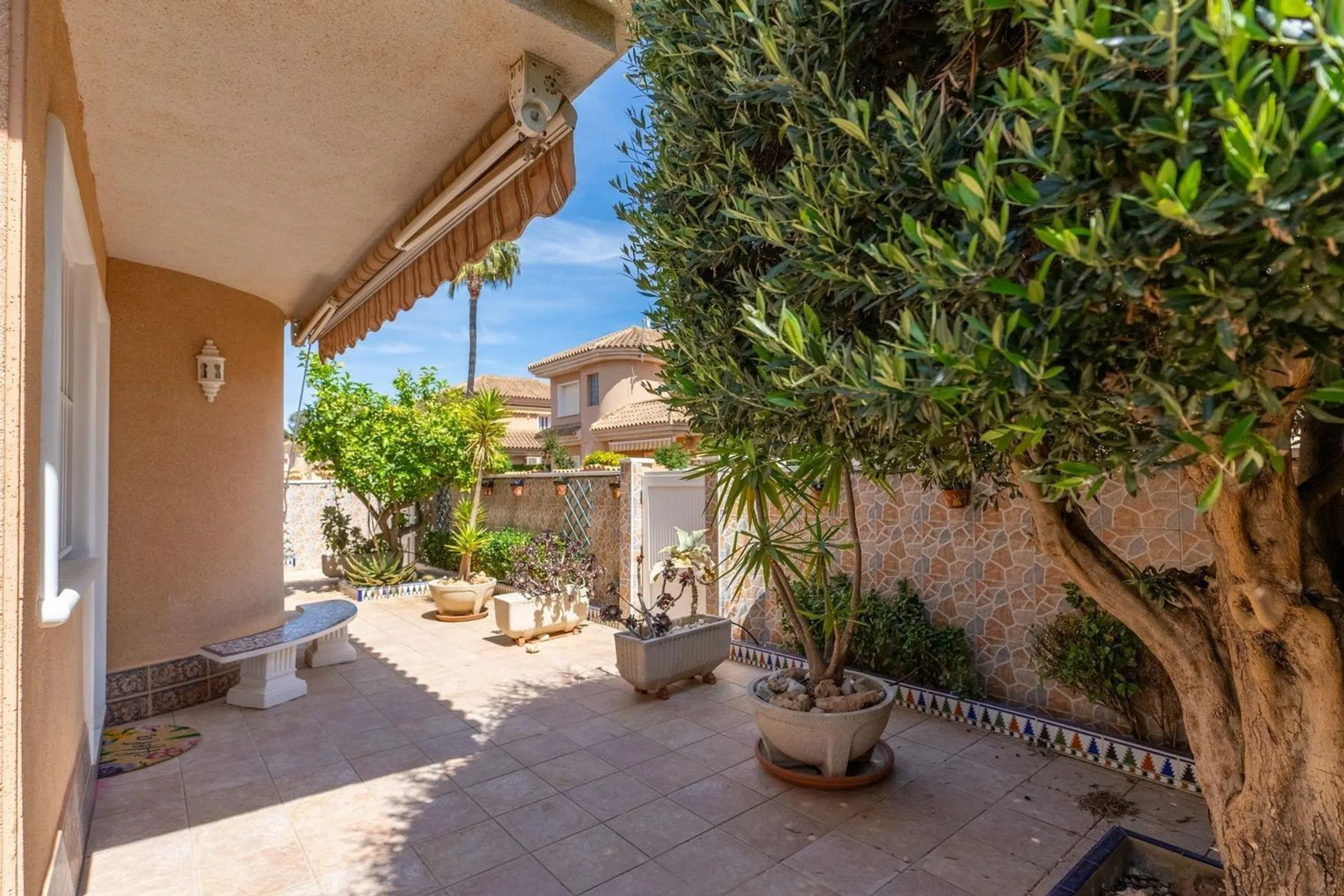 Detached chalet with 3 bedrooms in Torrevieja, Alicante