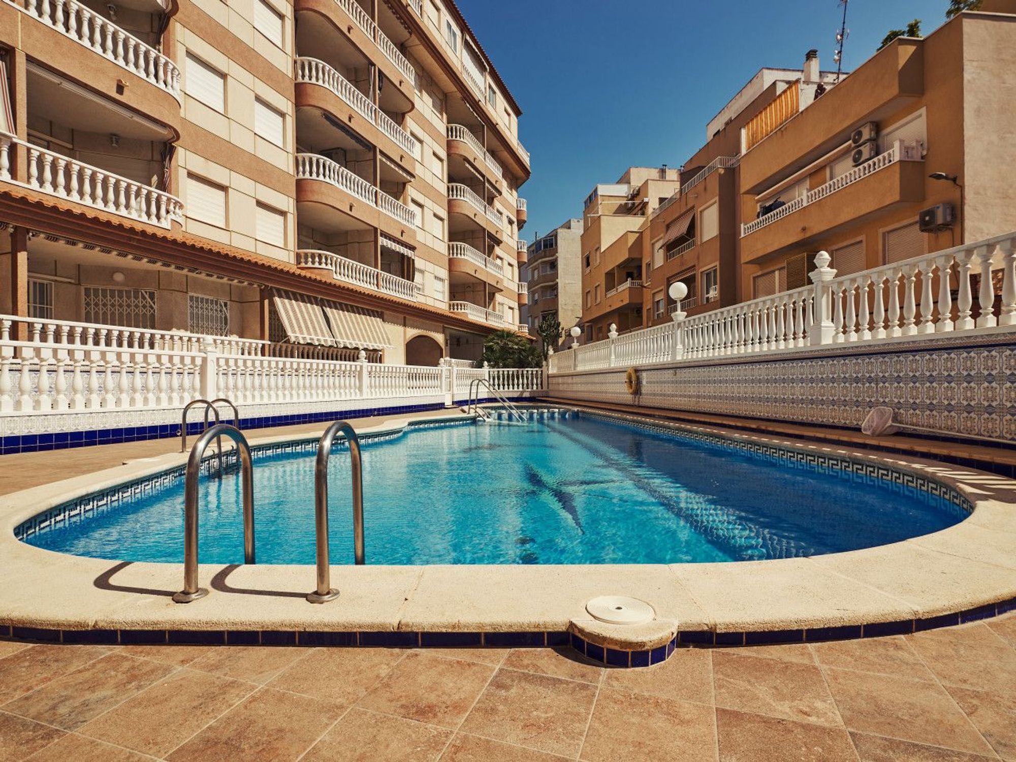 Apartments for sale 2 bd in Torrevieja, Alicante
