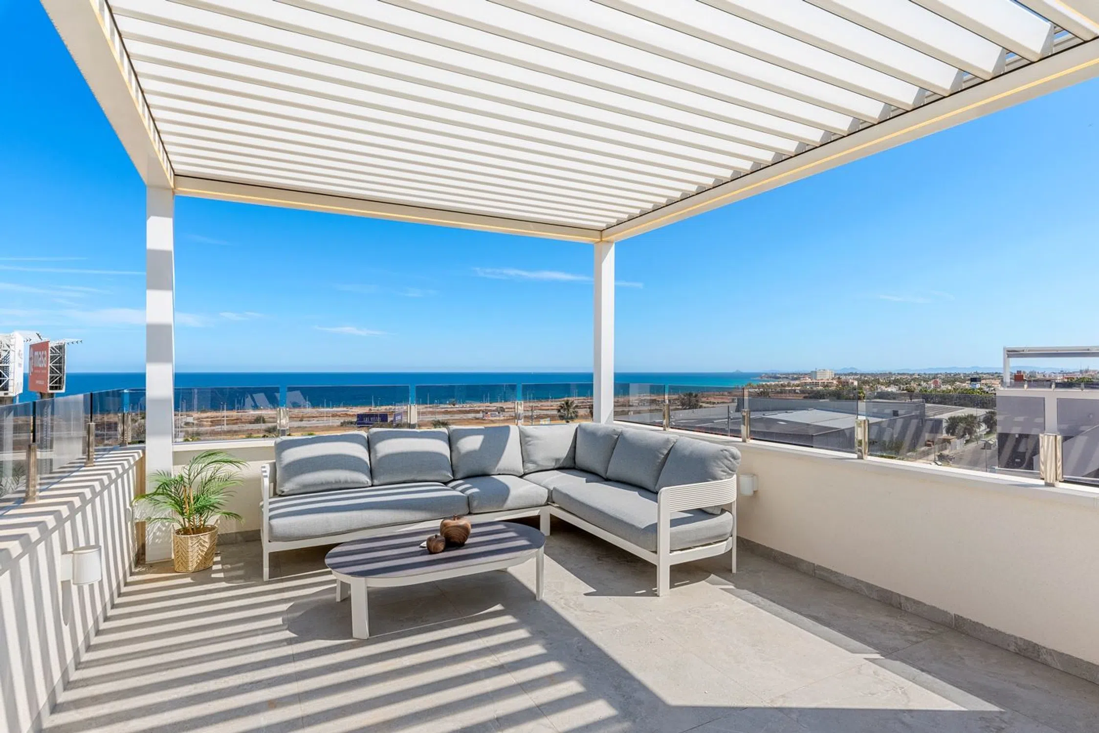 Apartments for sale with 3 bd in Orihuela, Alicante