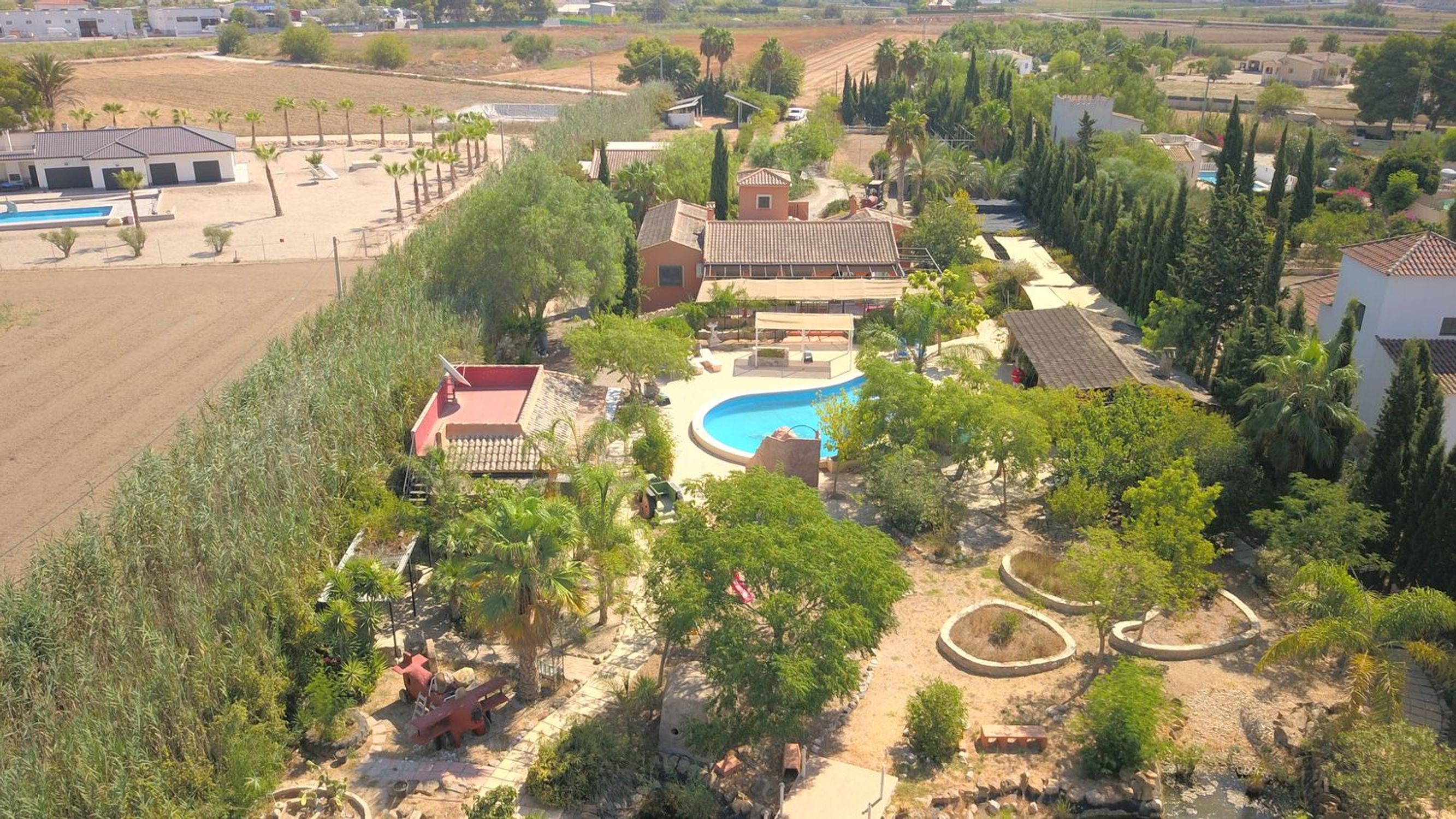 Houses for sale with 7 bd in Dolores, Alicante