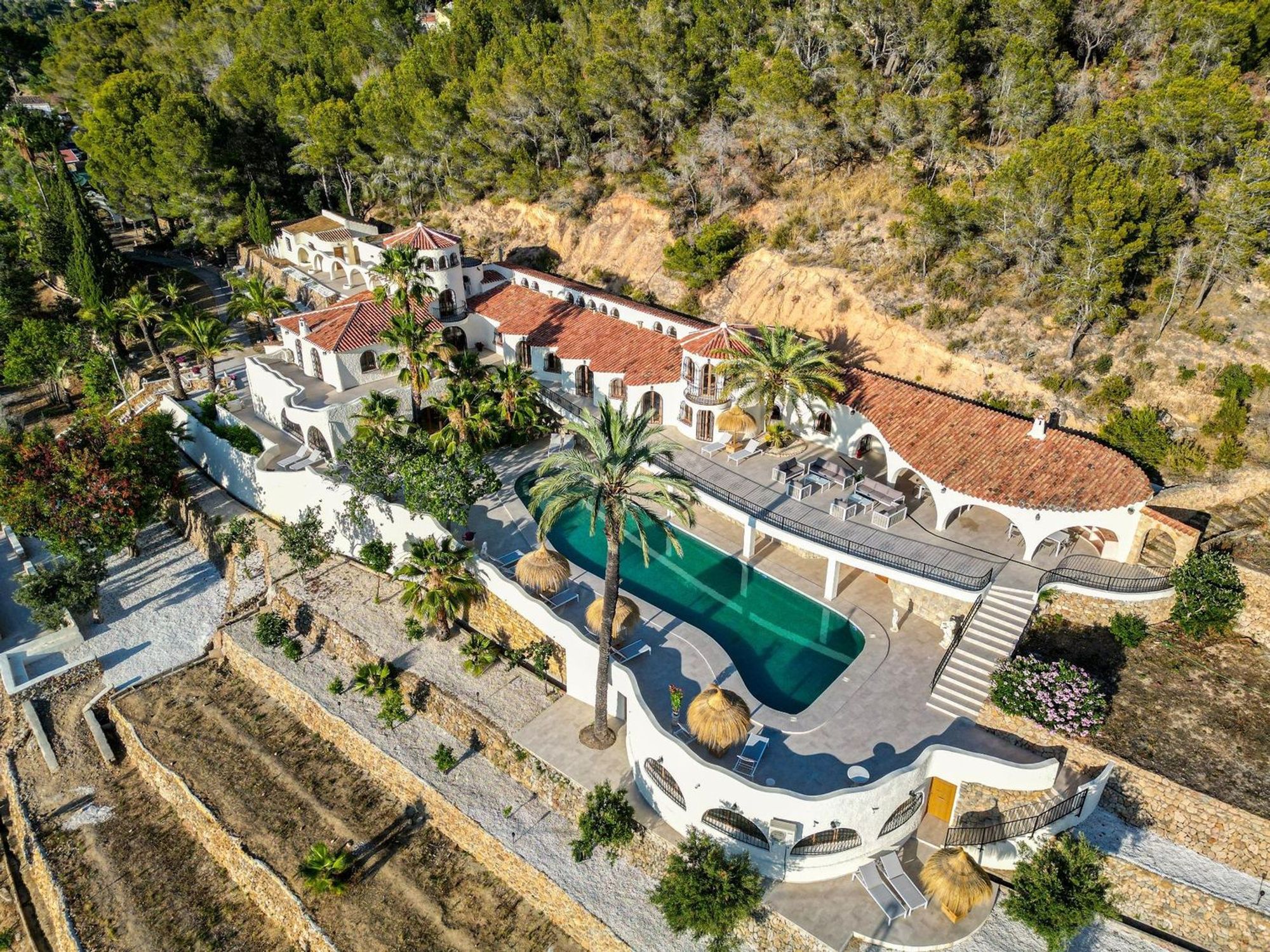 Houses for sale with 11 bd in Altea, Alicante