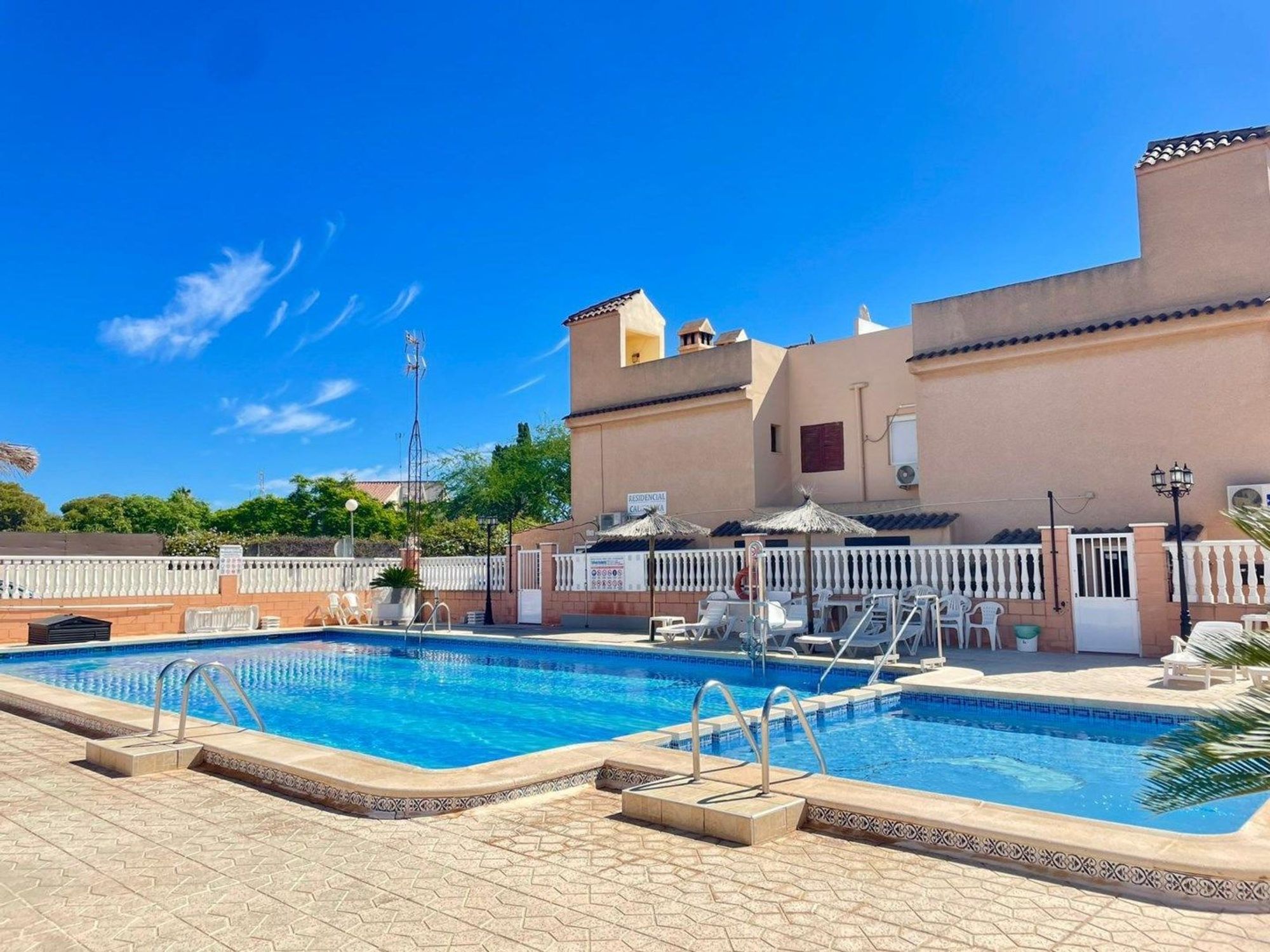Apartments for sale with 2 bd in Torrevieja, Alicante