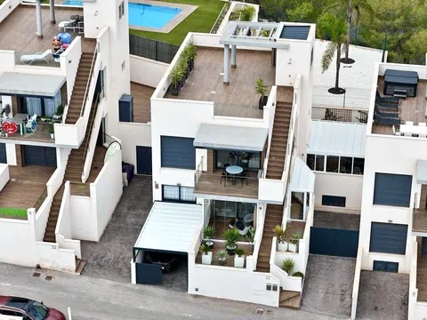 Apartments for sale with 2 bd in San Miguel de Salinas, Alicante