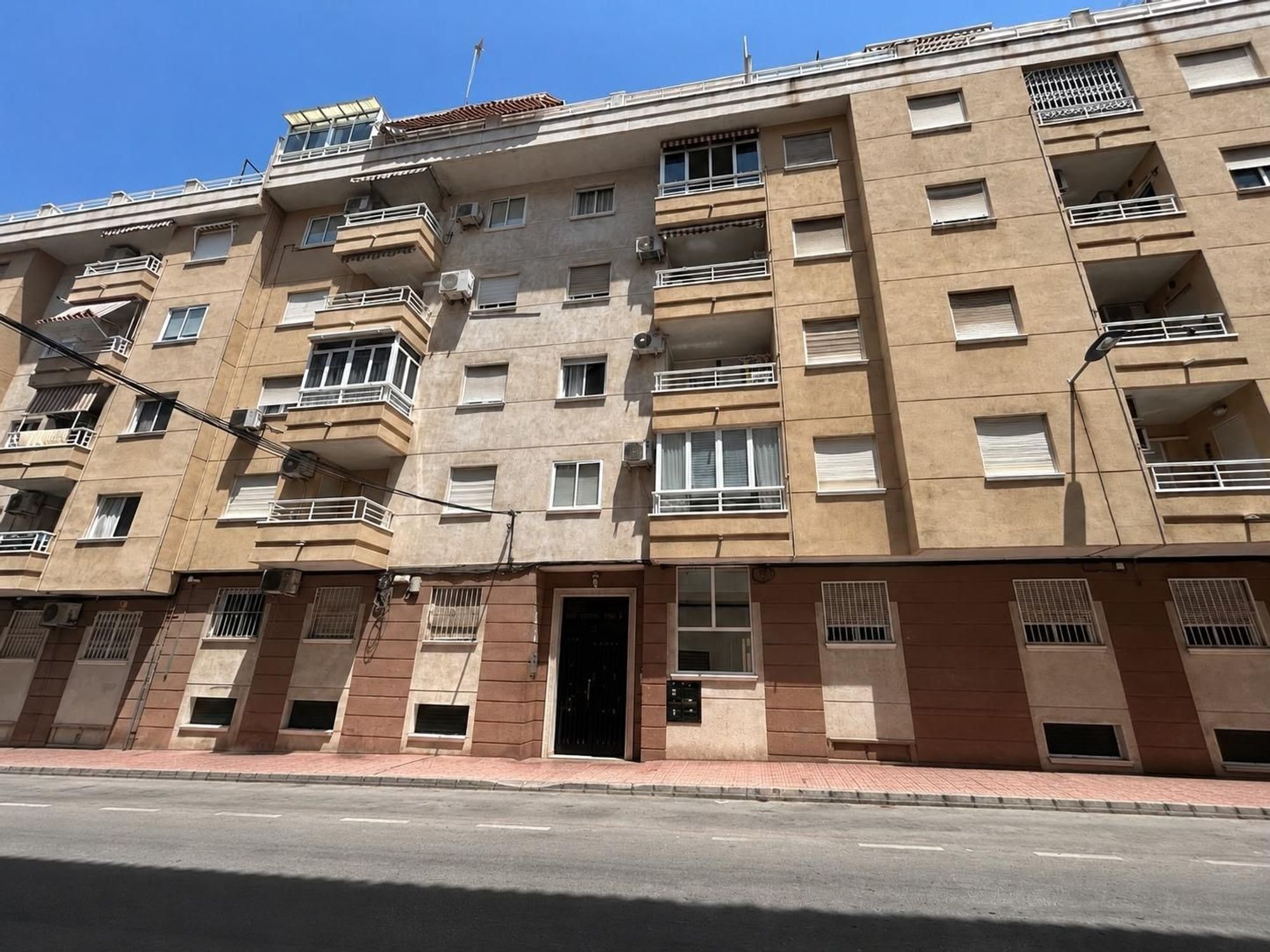 Apartments for sale with 3 bd in Torrevieja, Alicante