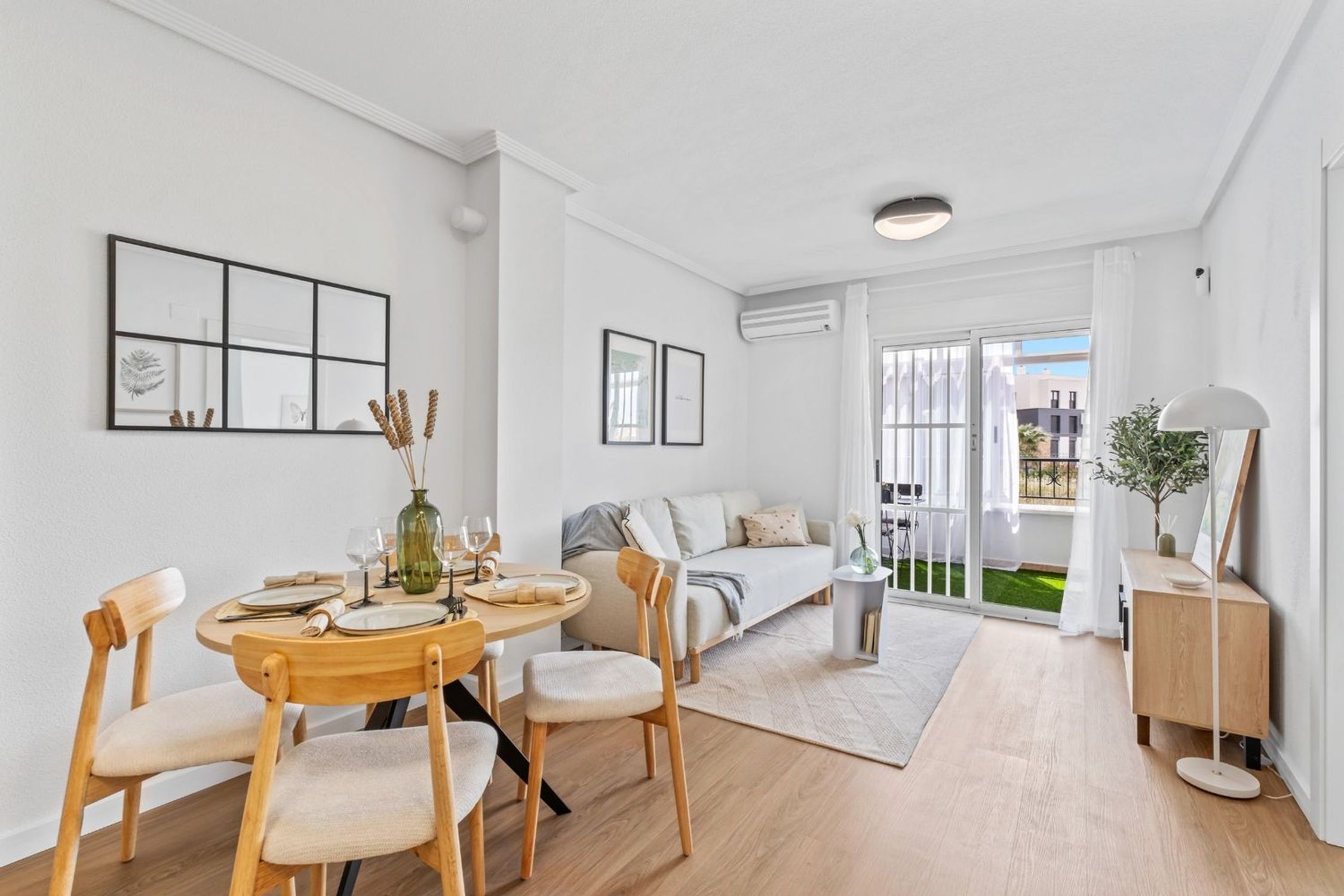 Apartments for sale with 2 bd in Orihuela, Alicante