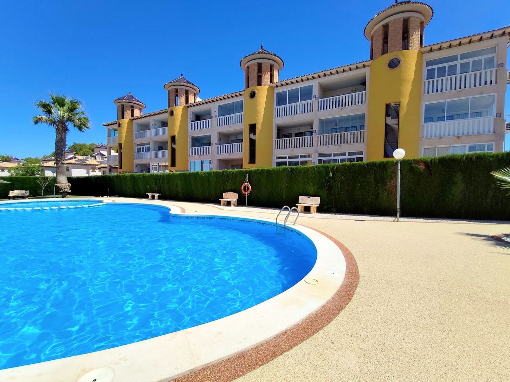 Apartments for sale with 2 bd in Orihuela, Alicante