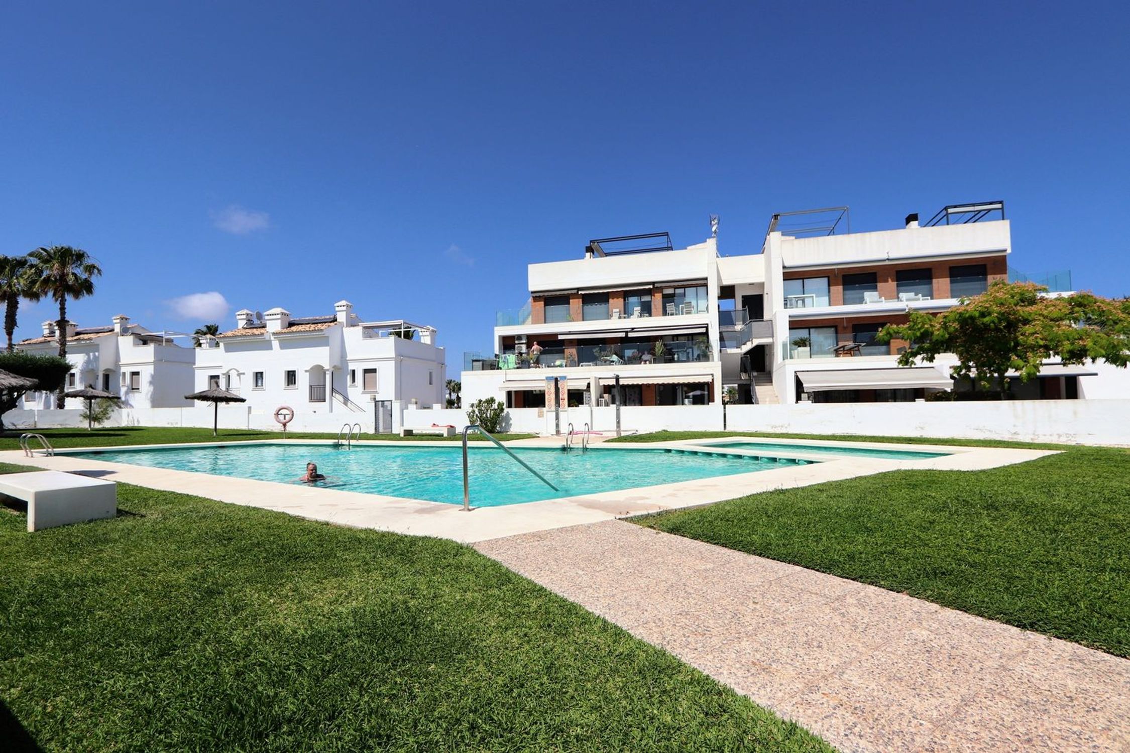 Apartments for sale with 2 bd in Orihuela, Alicante