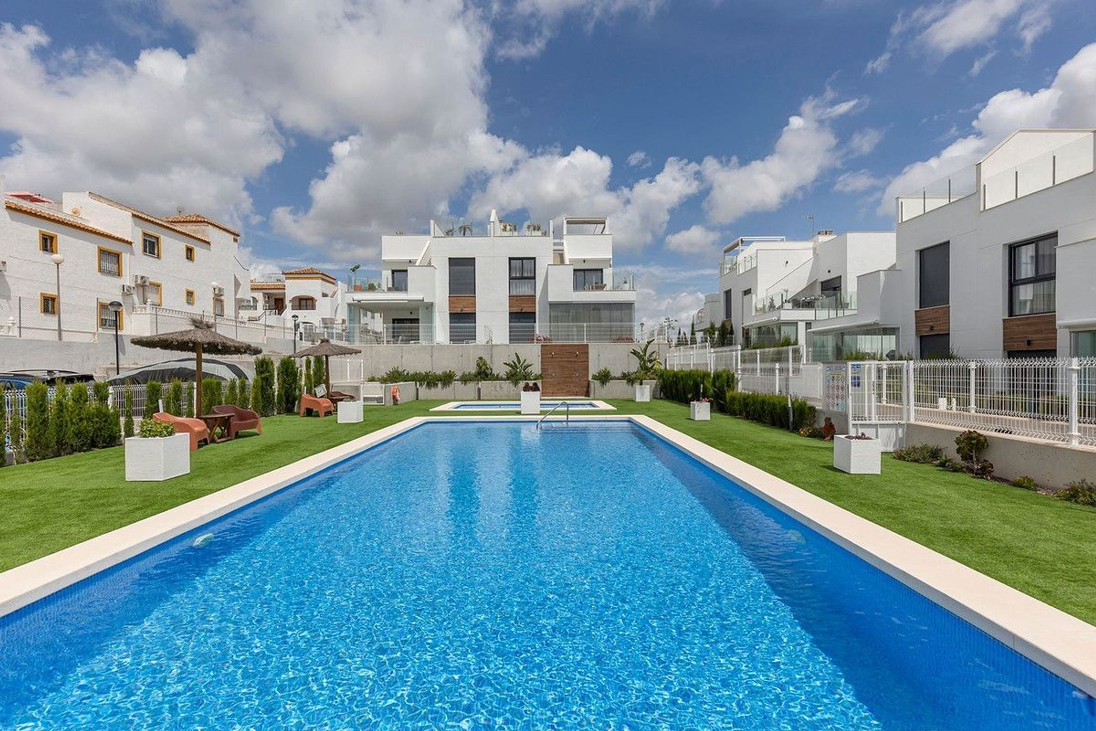 Apartments for sale with 2 bd in Orihuela, Alicante