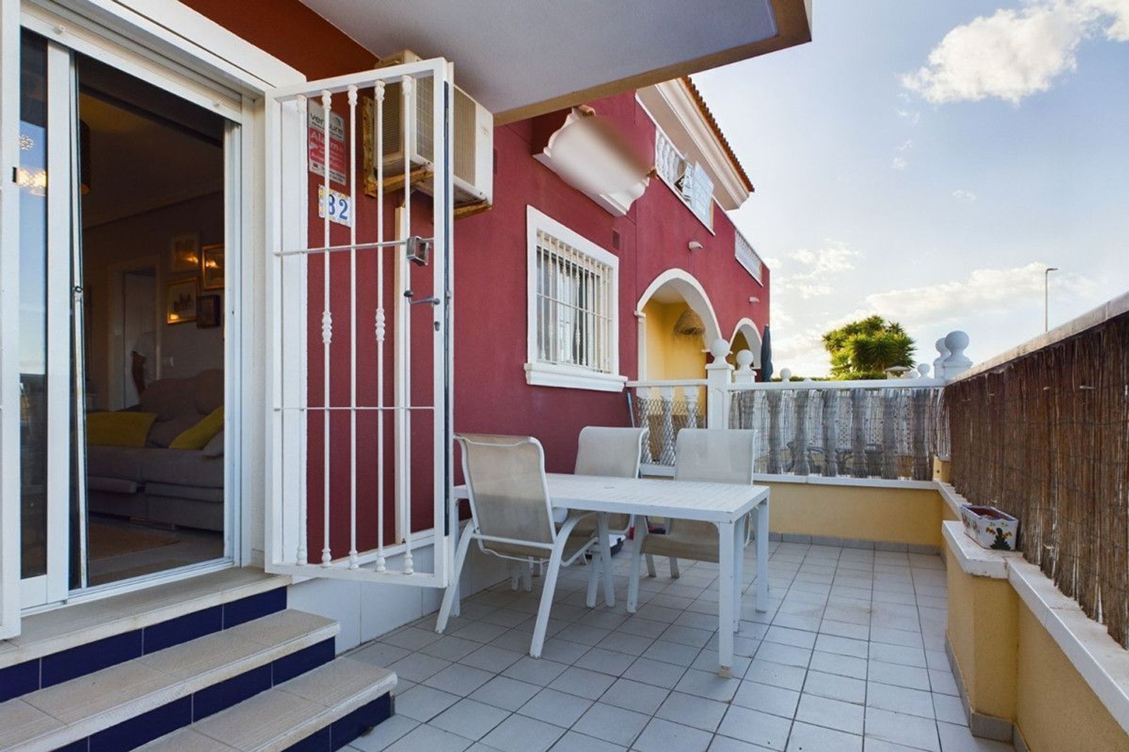 Apartments for sale with 2 bd in Los Alcázares, Murcia