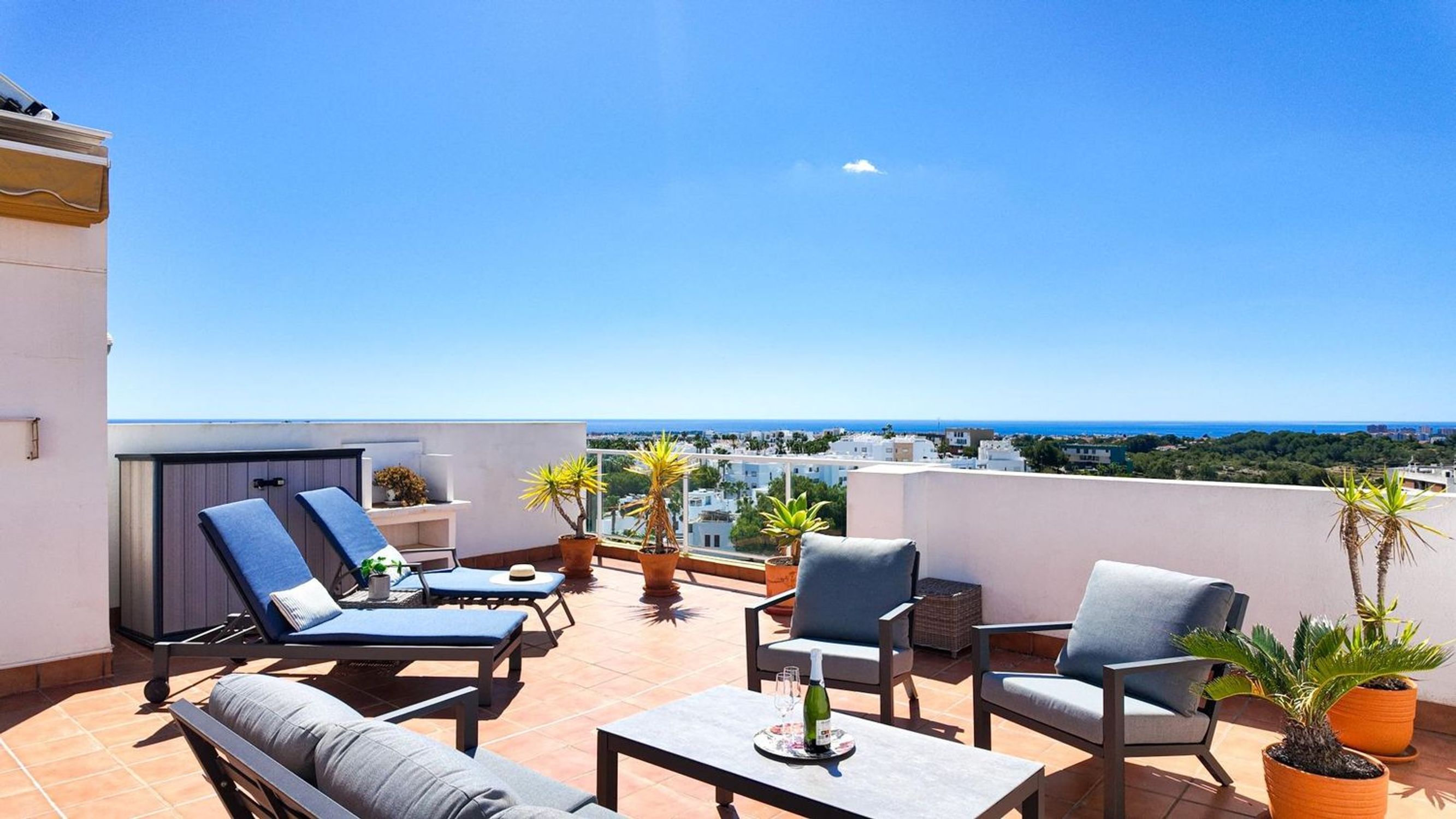 Apartments for sale with 2 bd in Orihuela, Alicante