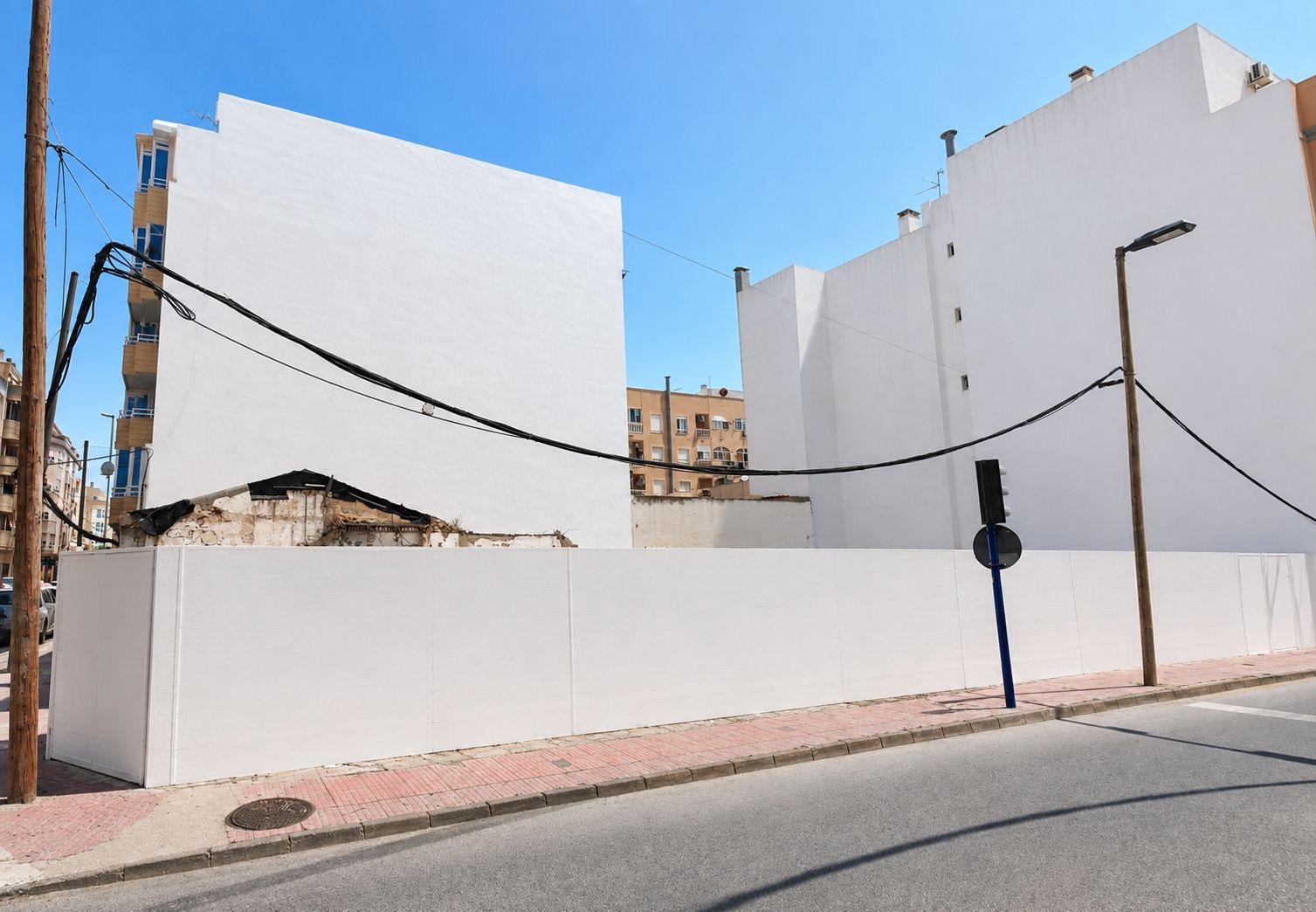 Lands for sale in Torrevieja, Alicante