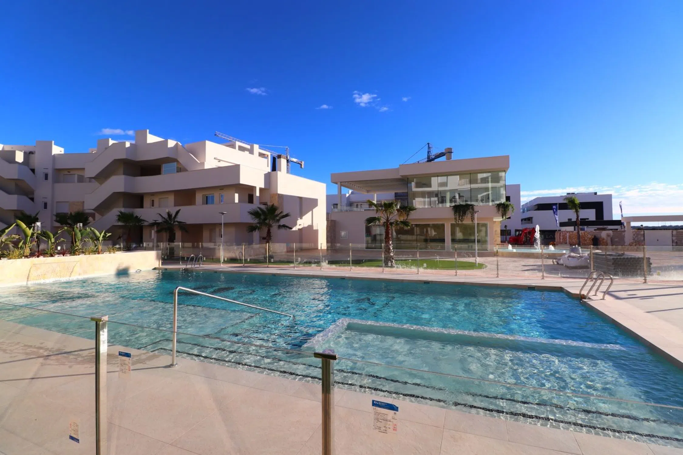 Apartments for sale with 2 bd in Guardamar del Segura, Alicante