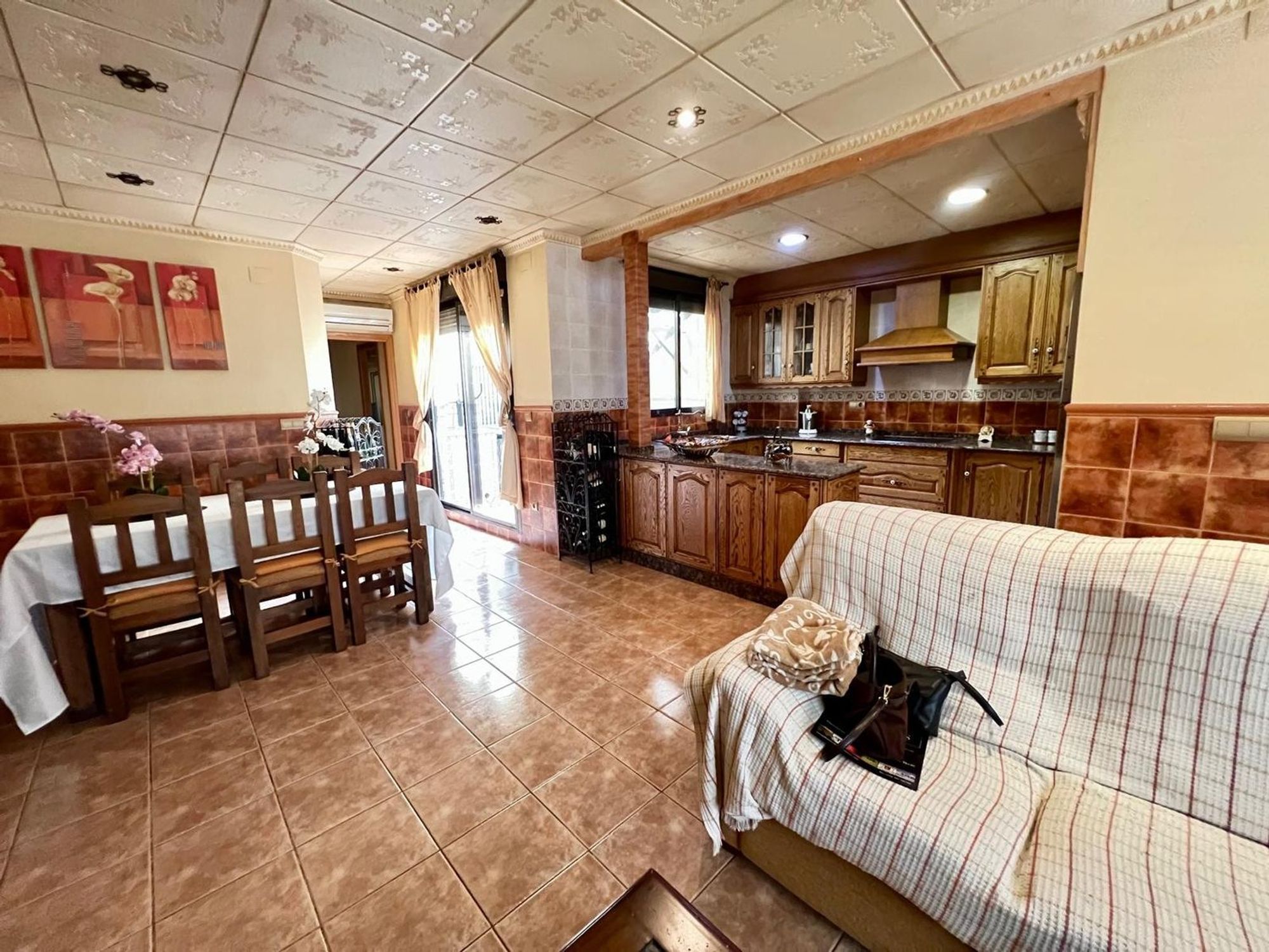 Houses for sale with 3 bd in Pinoso, Alicante