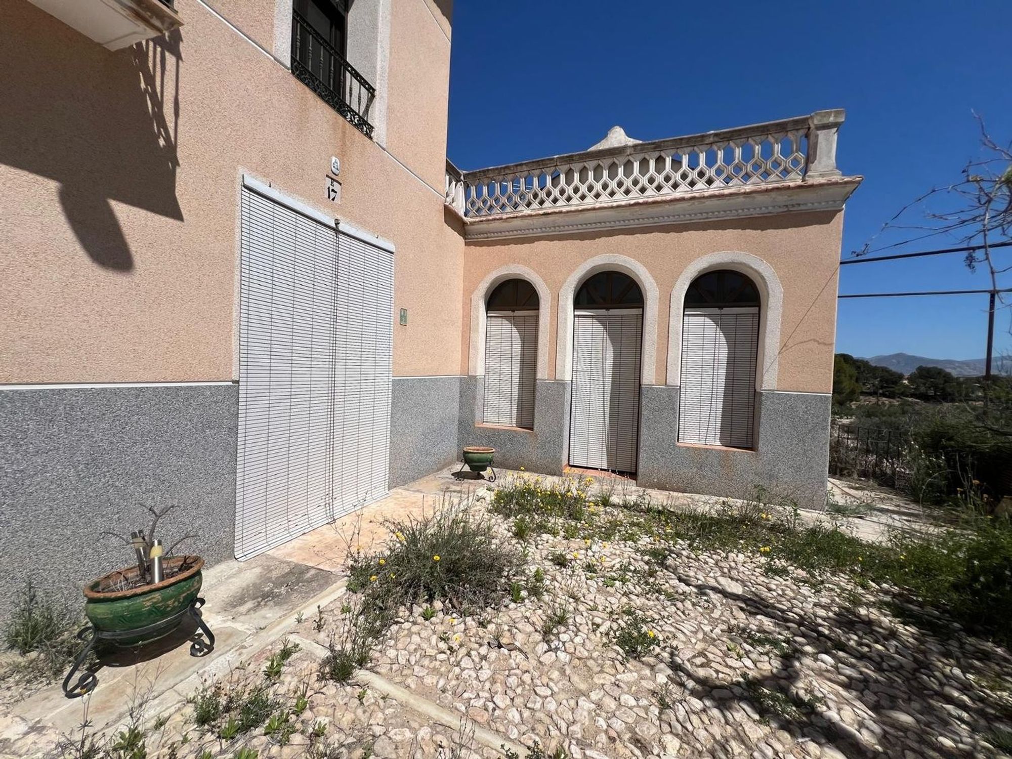 Houses for sale with 3 bd in Monovar, Alicante
