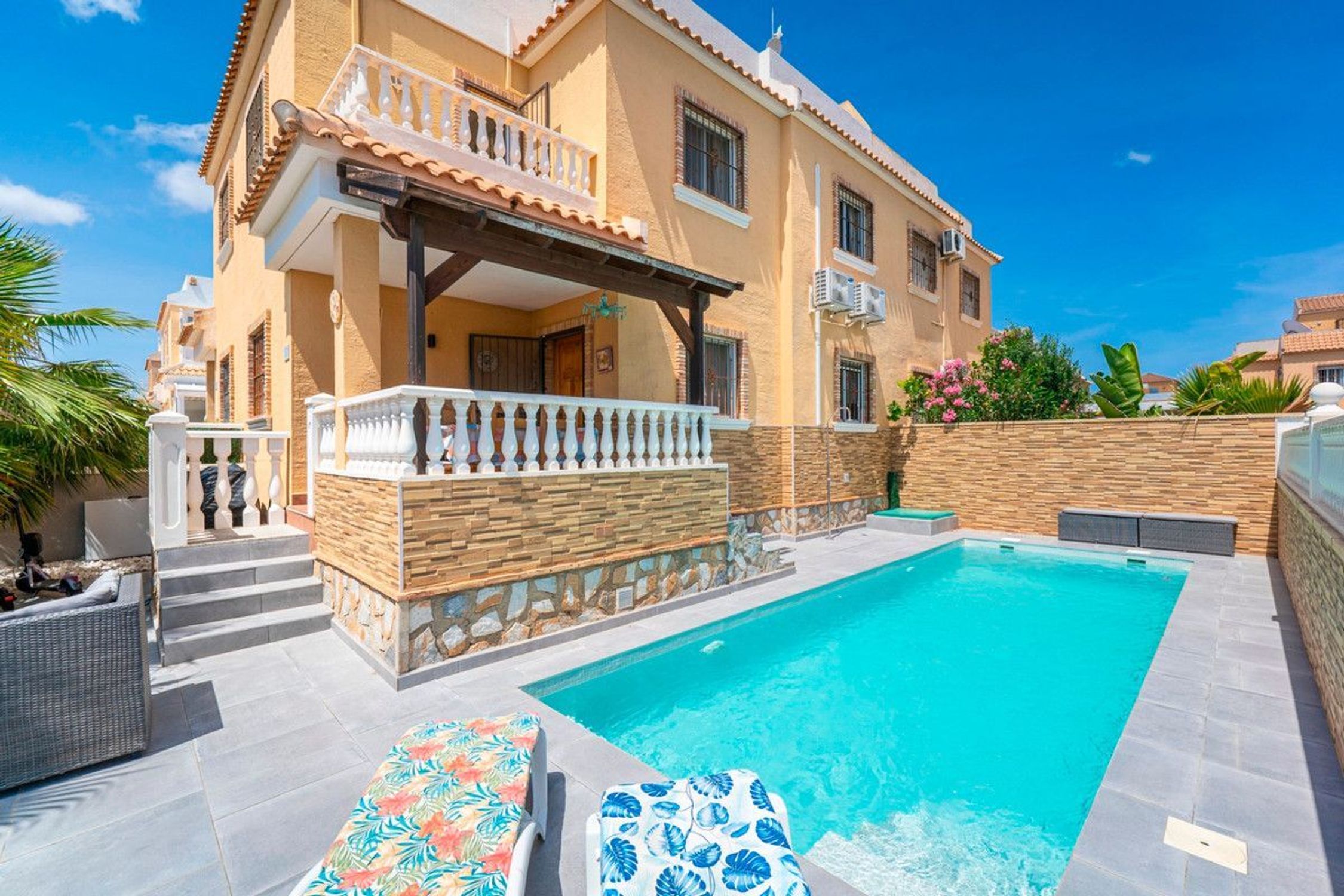 Houses for sale with 3 bd in Rojales, Alicante