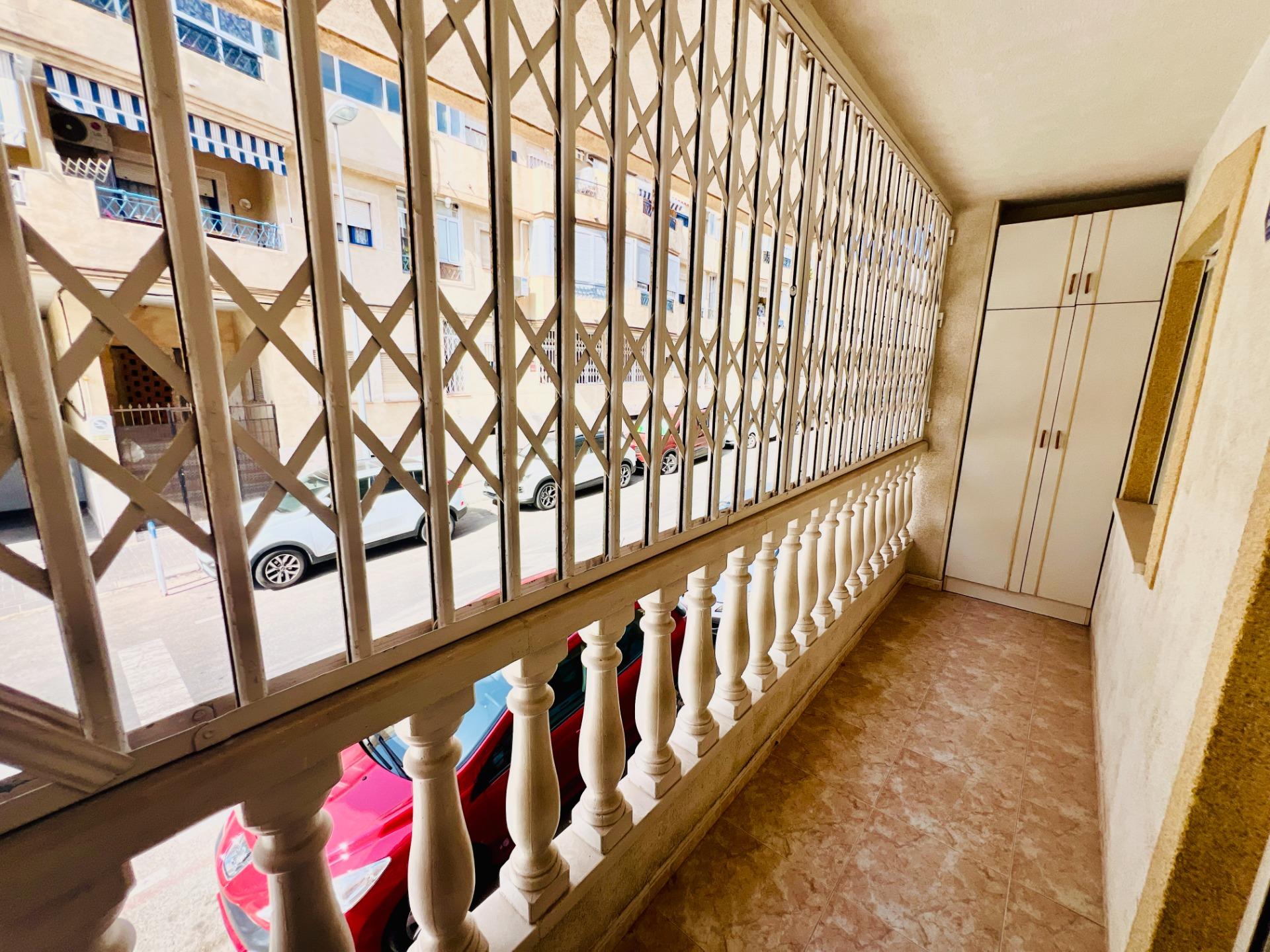Apartments for sale with 2 bd in Torrevieja, Alicante