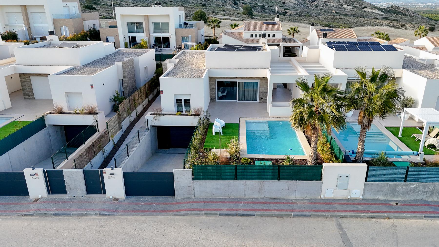 Domy na sprzedaż 4 bd in Algorfa, Alicante